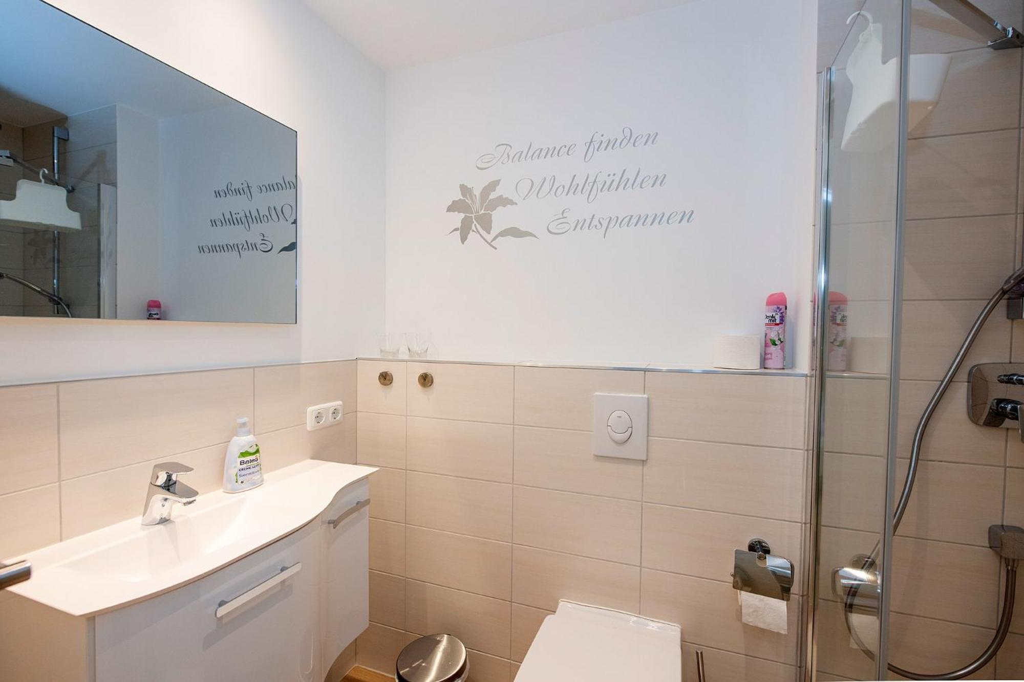 Studio Apartment Am Historischen Matthiasturm Neef Eksteriør bilde